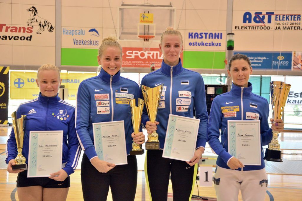 Vasakult: Liza Manajenkova, Kristina Kuusk, Katrina Lehis, Irina Embrich. Foto: Maarja Linnamägi 